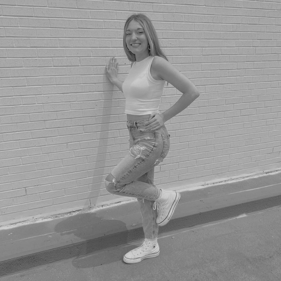 brookebecker700